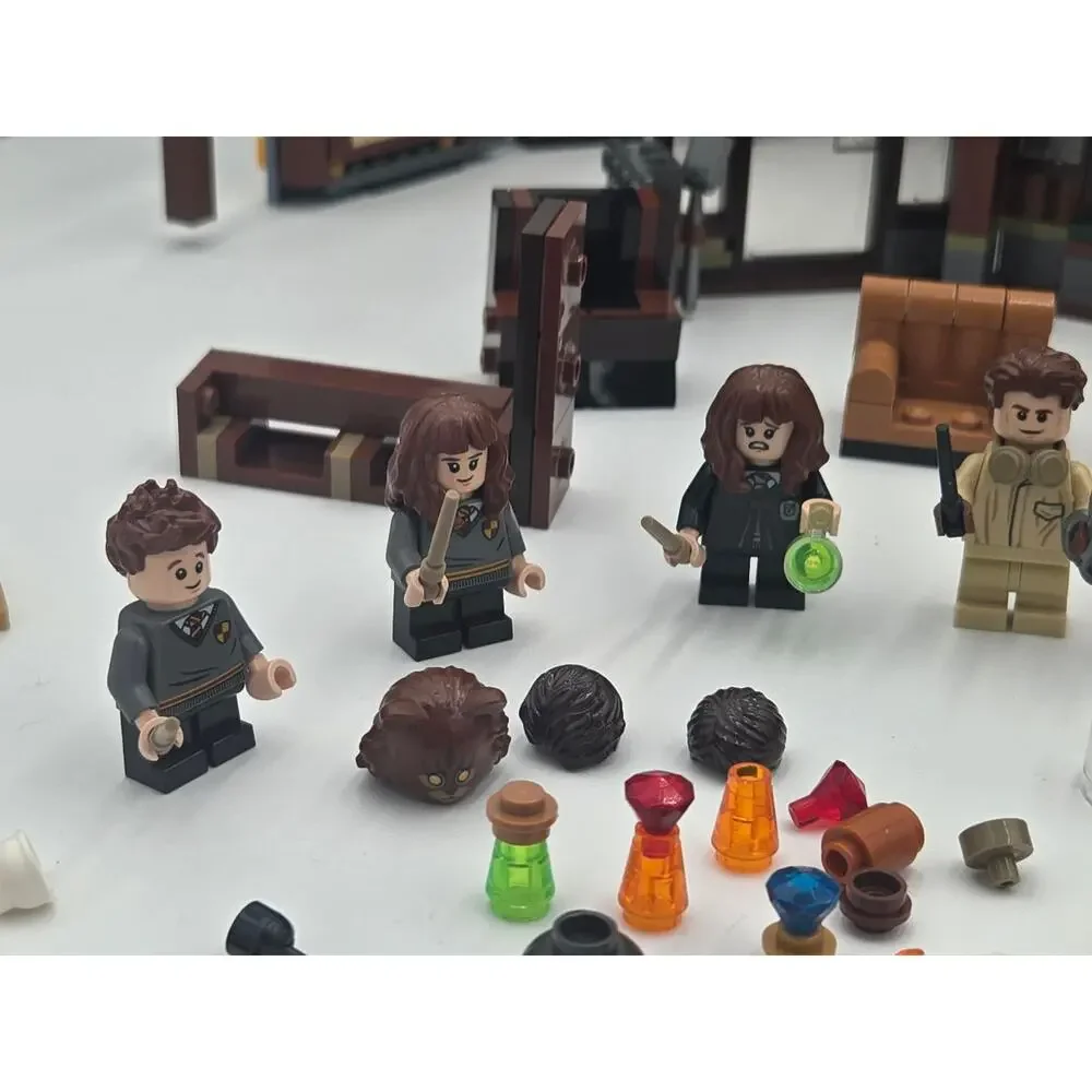LEGO Harry Potter Hogwarts Modular Lot 15 Minifigures Sets Manuals Parts